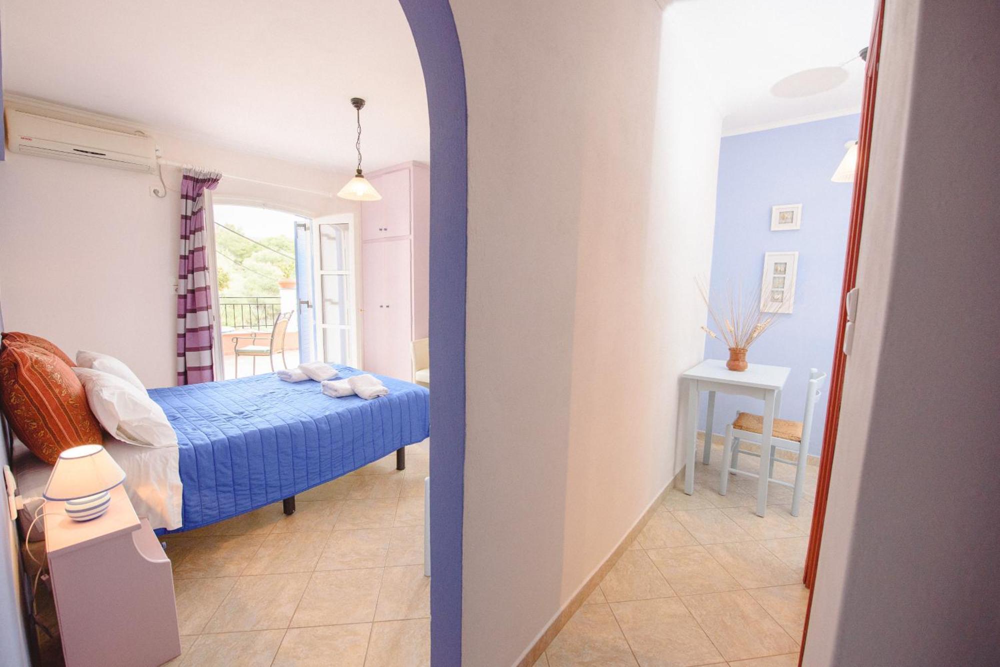 Maria Studios Poros Town Chambre photo