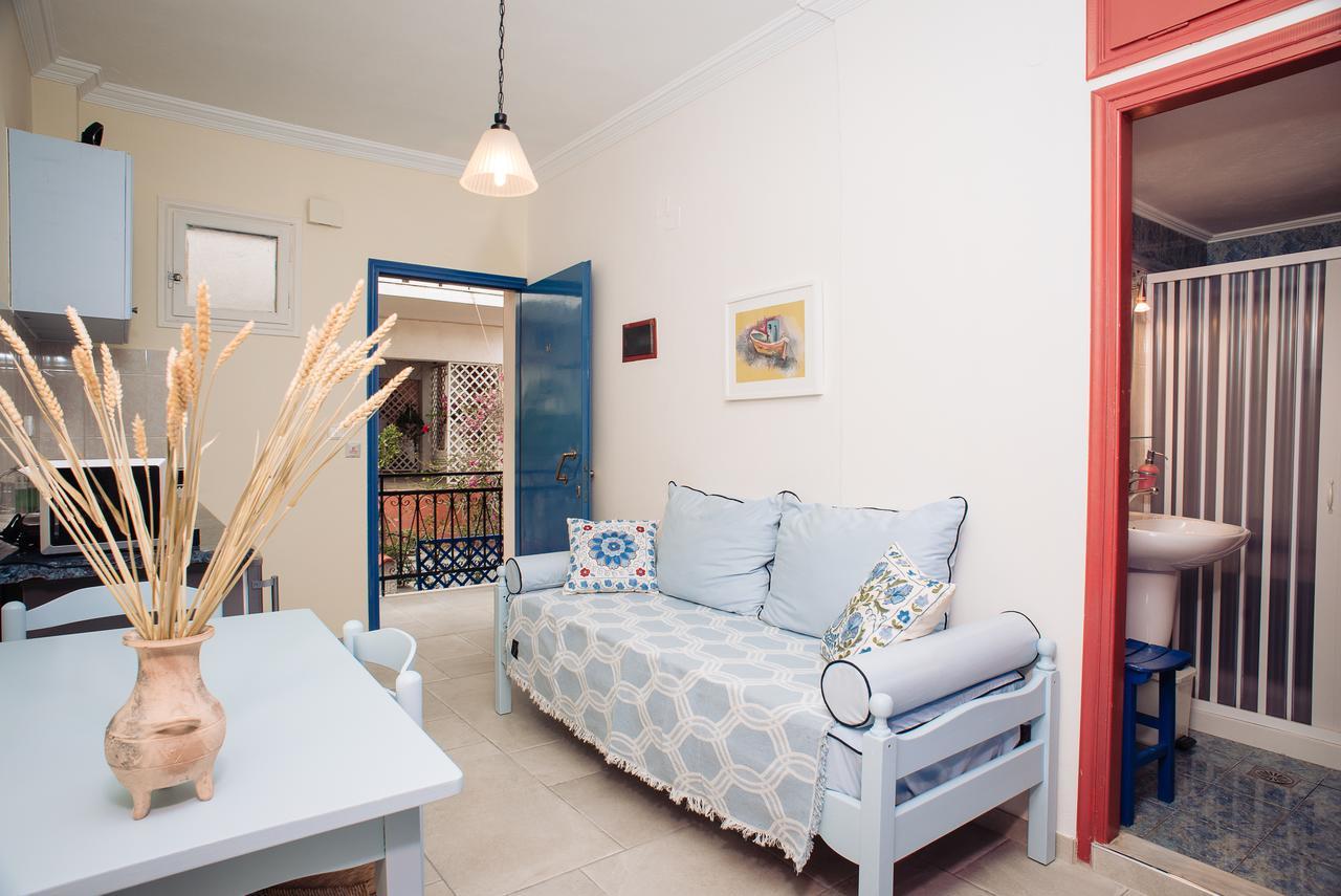 Maria Studios Poros Town Extérieur photo