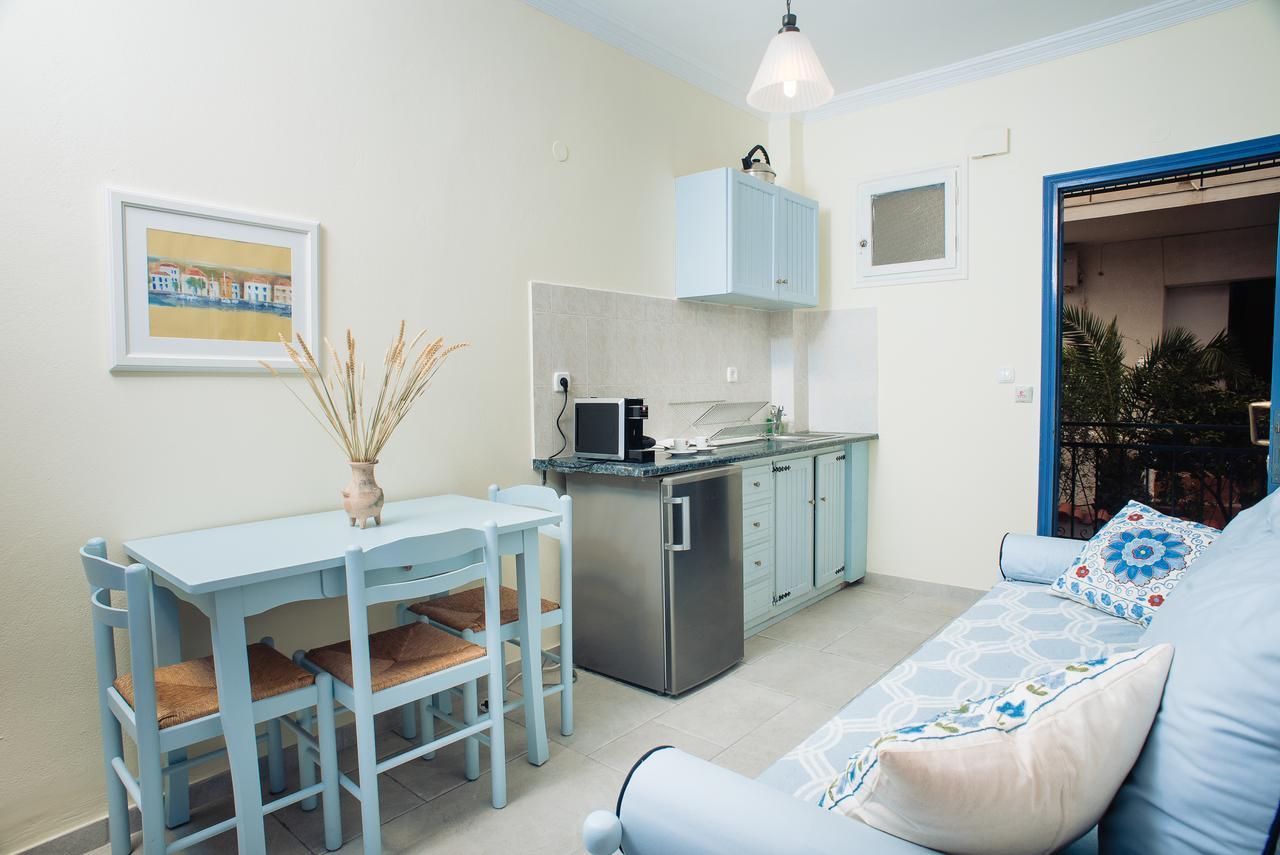 Maria Studios Poros Town Extérieur photo