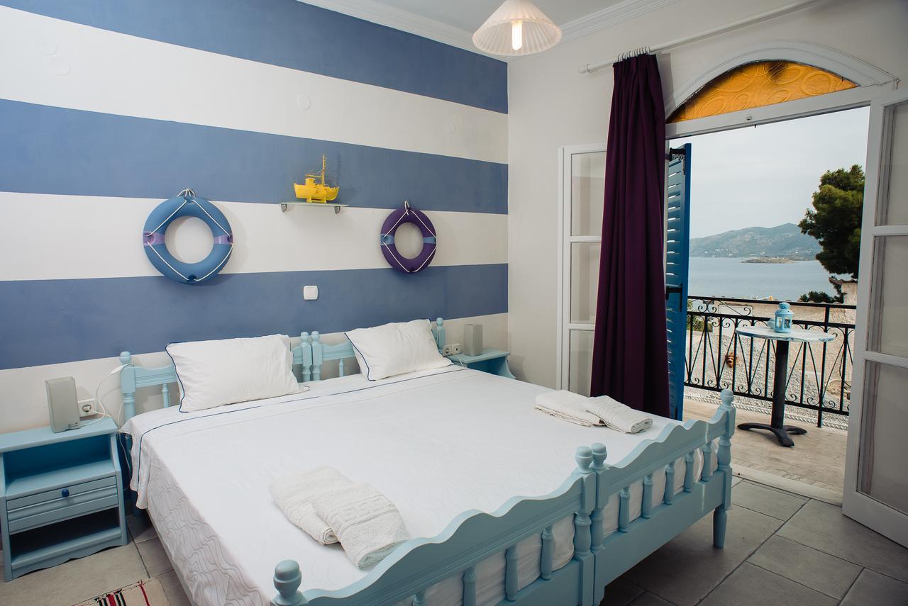 Maria Studios Poros Town Extérieur photo
