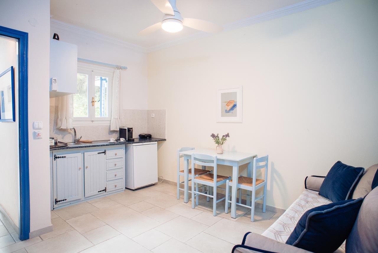 Maria Studios Poros Town Extérieur photo