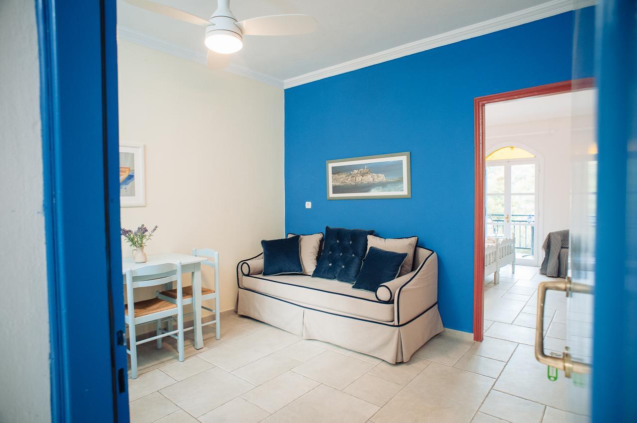 Maria Studios Poros Town Extérieur photo