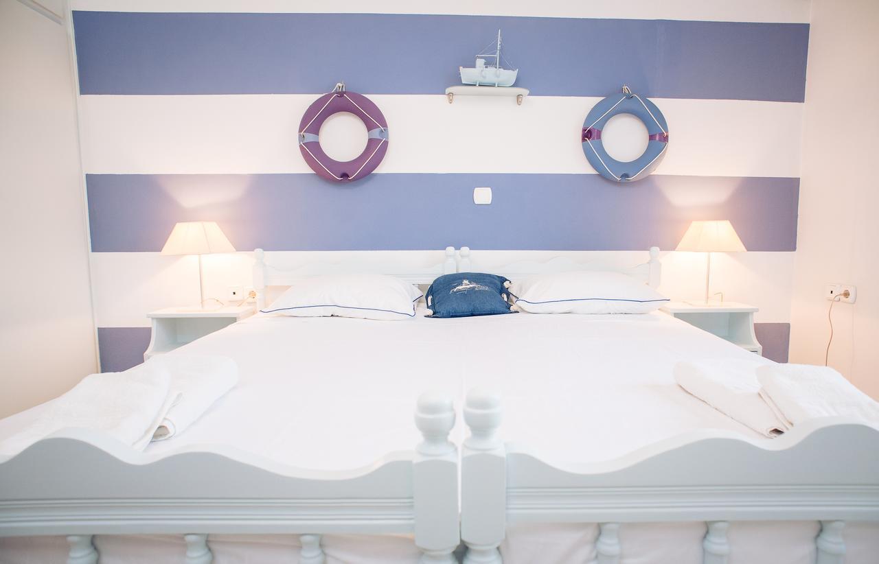 Maria Studios Poros Town Extérieur photo